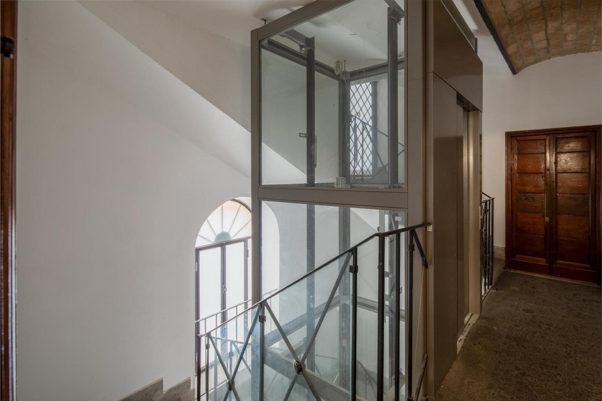 Colosseo Flats And Penthouse Rome Exterior photo